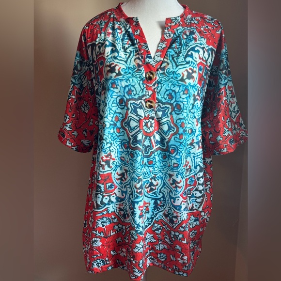 Graphic Tunic with Short Sleeves and Mandarin Collar - Picture 1 of 7